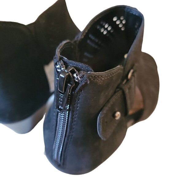 Earth Open Toe Black Suede Booties, Woman's Black Peep Toe Shoes - Picture 5 of 6